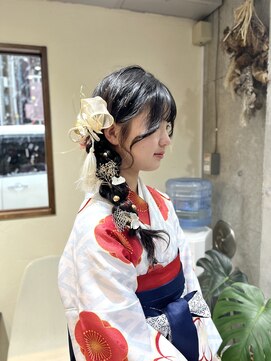 ルート(root) 卒業式ヘアアレンジ/成人式ヘアアレンジ/ヘアアレンジ