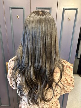 コテ巻きスタイル