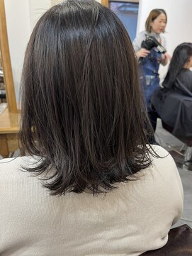 レイリー(LAiLy) 外はね　ダークグレー　ハイライト