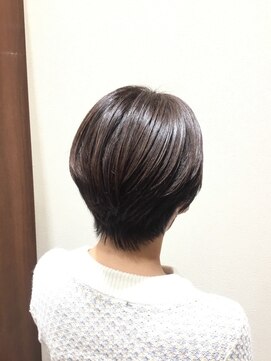 アクセ 束感ショート顔周り小顔カットショートボウブ簡単スタイリング