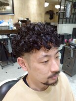 ルドローブラントオオサカ(LUDLOW BLUNT Osaka) 【LUDLOW BLUNT】フェードカット バーバーヘア メンズパーマ