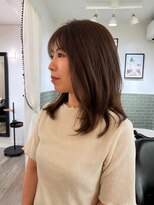 ゾルド(Zold.) 顔まわりレイヤー×スモーキーグレージュ