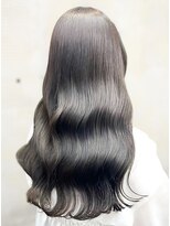 クオール(Quol) 髪質改善カラー透明感カラーアッシュグレージュ外ハネロング