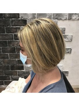 フラココ 神楽坂(hurakoko kagurazaka) 陰影ブロンドヘア