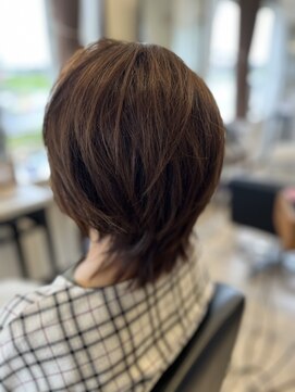 コア フィール ア デイ(COIFFURE A DAY) 【M3D見附今町】イマドキウルフスタイル