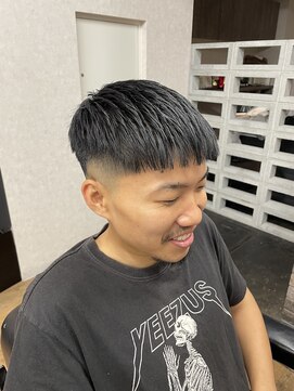 サニーズ バーバー(Sunny's barber) スキンフェード