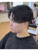 【癖毛でもできる波巻きパーマ】センターパートメンズ名古屋名駅