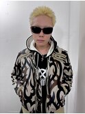 メンズ抜きっぱなしブロンドバズカット