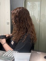 リラス 博多(rilas)&nbsp;ハードパーマ　ロングスパイラルパーマ　ナチュラルカラー