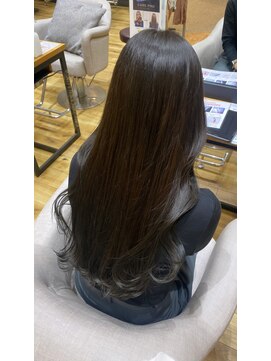 フィゼル あべのルシアス店(Aujua fizelle) 透明感アッシュ