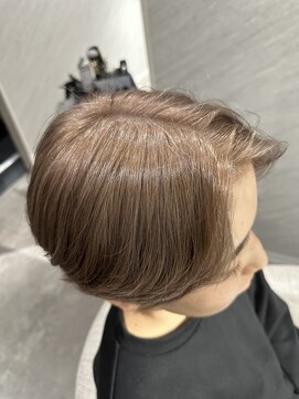 アンベル(ANBEL) 【垢抜けショート】ミルクティーベージュ