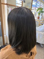 ヴィサージュ(VISAGE) ミディアムの白髪にも対応できるマット系カラー