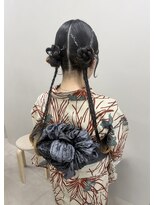 ソリン(Solin') 編みたらしツインお団子