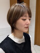 ピークアブー 銀座中央通り(PEEK-A-BOO)&nbsp;ダメージ最小限◎立体感ハイライトカラー×くびれショートボブ