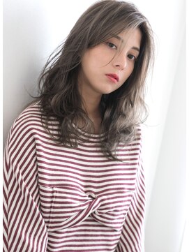 リリーオブザベイス(Lily of the Vase) ミディアムレイヤー