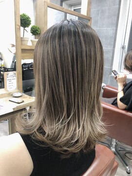 ジゼル(gisele) エアータッチ