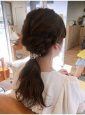 お呼ばれヘアー