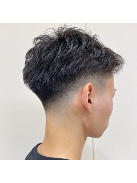 モリオフロムロンドン 大宮店(morio from London) 《morio 》 スキンフェード　低め