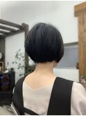 ショートボブ