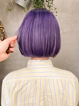 トゥコ(tuco) パープル　ショートボブ　デザインカラー