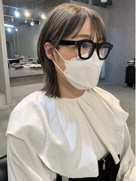 メイカ(MEIKA) 【 グレージュ × 切りっぱなしボブ 】浅野美紀