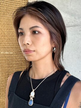 サンク 原宿 表参道(cinq) インナーカラーベージュ前髪インナーカラーイヤリングカラー原宿