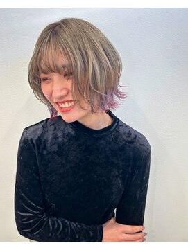 ネイビー グラ ヘアー ストーリー(NAVY gra HAIR STORY) 立体ボブ×裾カラー