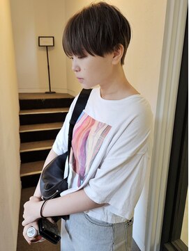 ウック(wooc) 【Suzuki】 刈り上げマッシュショート