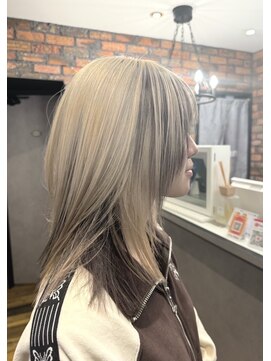 アルティザン(artisan) デザインカラー　ブロンド×ブラック