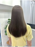乾かすだけでキマる髪/馴染むハイトーンオリーブカラー