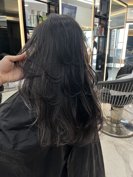 ラピス 渋谷本店(Lapis) インナーカラー/ホワイト/バタフライレイヤーカット/髪質改善