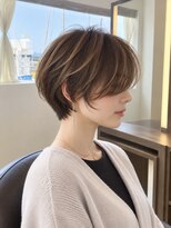 トリッカバルコニー ハヤマ(tricca Balcony Hayama)&nbsp;ハイライト/白髪ぼかし/ショートボブ/小顔カット/