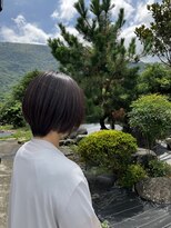 エン(en)&nbsp;前下がりショートボブ