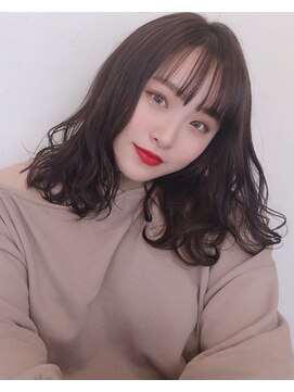 ザブックハンドサロン(The book hand salon) ダークブラウンミディ