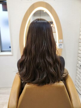 アドラーブル けやき通り店(adorable) 10代20代30代【マットアッシュ】透明感カラー♪