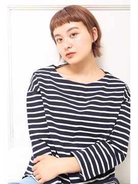 クラッチ ユニ(CLUTCH uni) カジュアルショートc24