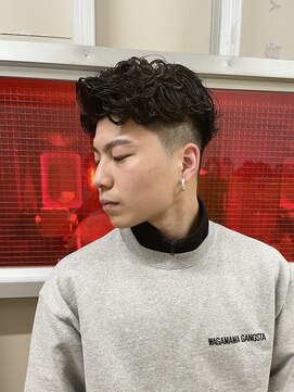 メリケンバーバーショップ トーキョー(MERICAN BARBERSHOP TYO) ハイライト/マッシュパーマ/ウルフ/アッシュブラック【嶋壽】172