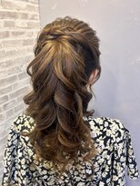 エフェ(effet)&nbsp;華やか×ふわふわポニーテール