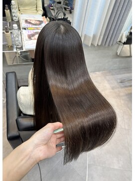 クーラアオヤマ(Cura Aoyama) 髪質改善/縮毛矯正/酸性ストレート【表参道、青山】