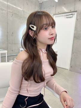 フォンズ(FONS) 前髪カット　顔まわりカット　ベージュ　ブリーチなし