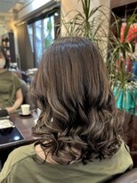キャラ 池袋本店(CHARA) ハイライト履歴にかけるならクリスタライジングパーマ一択！！