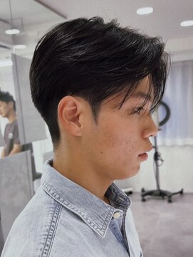 ルースト 八王子店(ROOST) 短めセンターパート