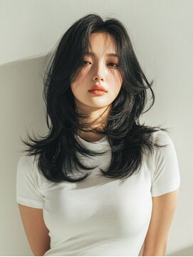 ネオリーブ チロル 横浜西口店(Neolive CiroL.) 20代30代40代 小顔レイヤー/暗めカラー/デザインカラー[横浜駅]