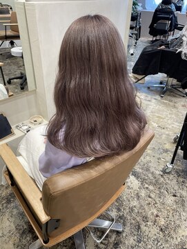 ユッカ 梅田(YUCCA) 【YUCCA】大人可愛い/ロング/lavender beige