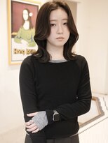 ウィム(wim)&nbsp;" くびれレイヤー "/レイヤーボブ/サイドバング/顔周りカット