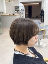 ベガ(vega)&nbsp;オリーブベージュ×ショートカット