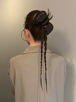 サンプラス(san+)&nbsp;【リコ】タイトなリボン×編みおろしアレンジ