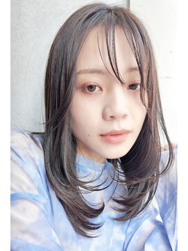 フィガロ アヴェダ(FIGARO AVEDA) 2026 透け感くびれミディ × シースルーバング