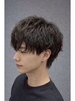 キラヴィ 三宮(KIRAVI)&nbsp;アップバング短髪フェードカットツイストパーマオールバック