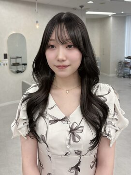 スウェル(SWELL) 透明感もツヤ感も欲しい!そんな方におすすめです